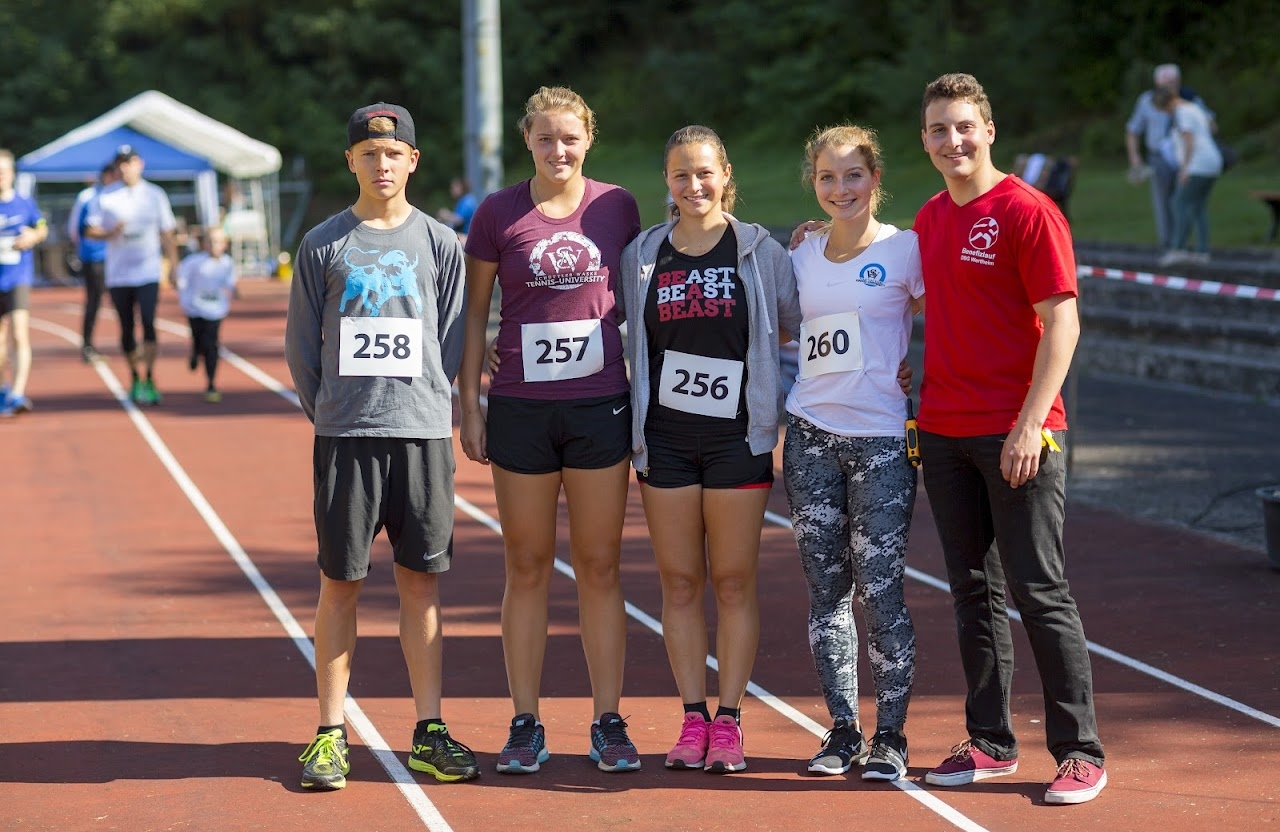 Bild vom 9. Benefizlauf im Jahr 2016. Dies ist das 63. Bild.